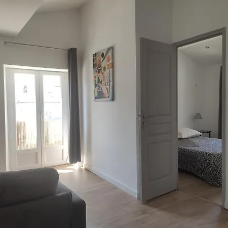 Beau T2 Sur Le Vieux Port, Centre De * Bastia (Corsica)